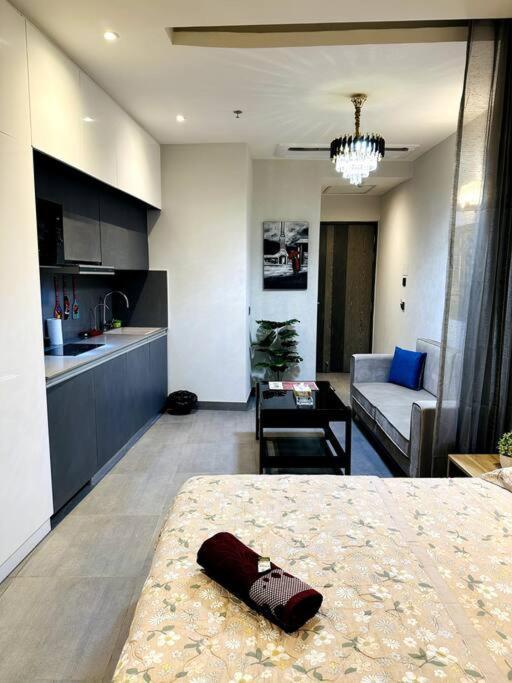 Cloud Stay@41st Floor Noida