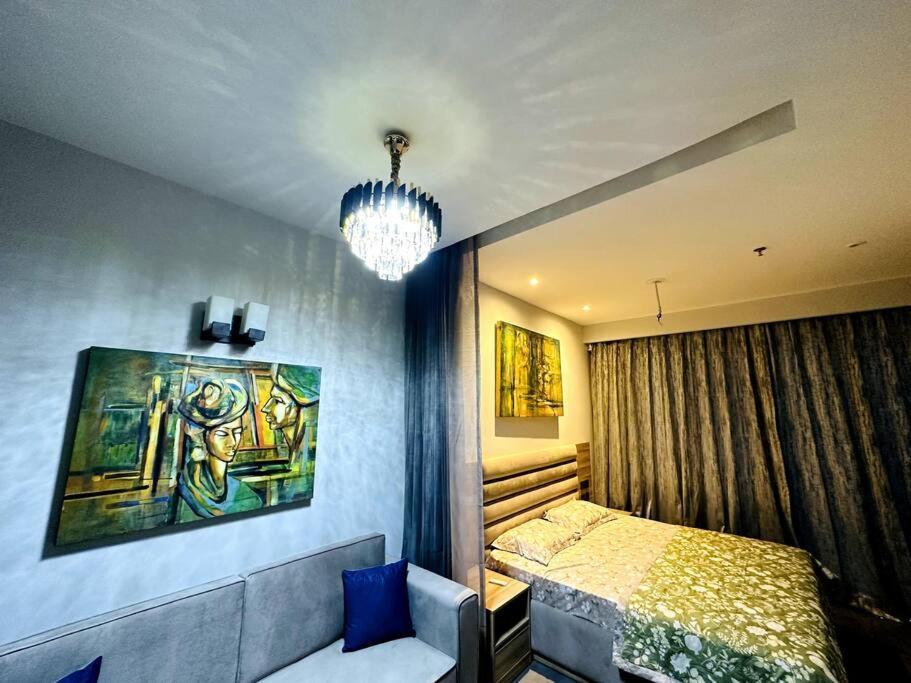 Cloud Stay@41st Floor Noida